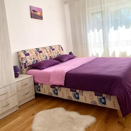 Διαμέρισμα 03 Μπάνια Λούκα